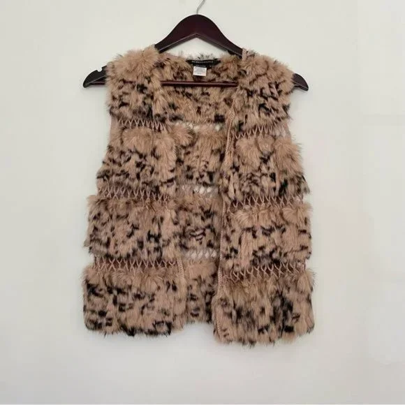 BCBGMAXAZRIA Animal print Genuine Fur Crochet panel Vest in Tan Sz M LIKE NEW - Picture 3 of 11